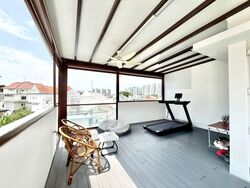 Highland Road (D19), Terrace #561033771